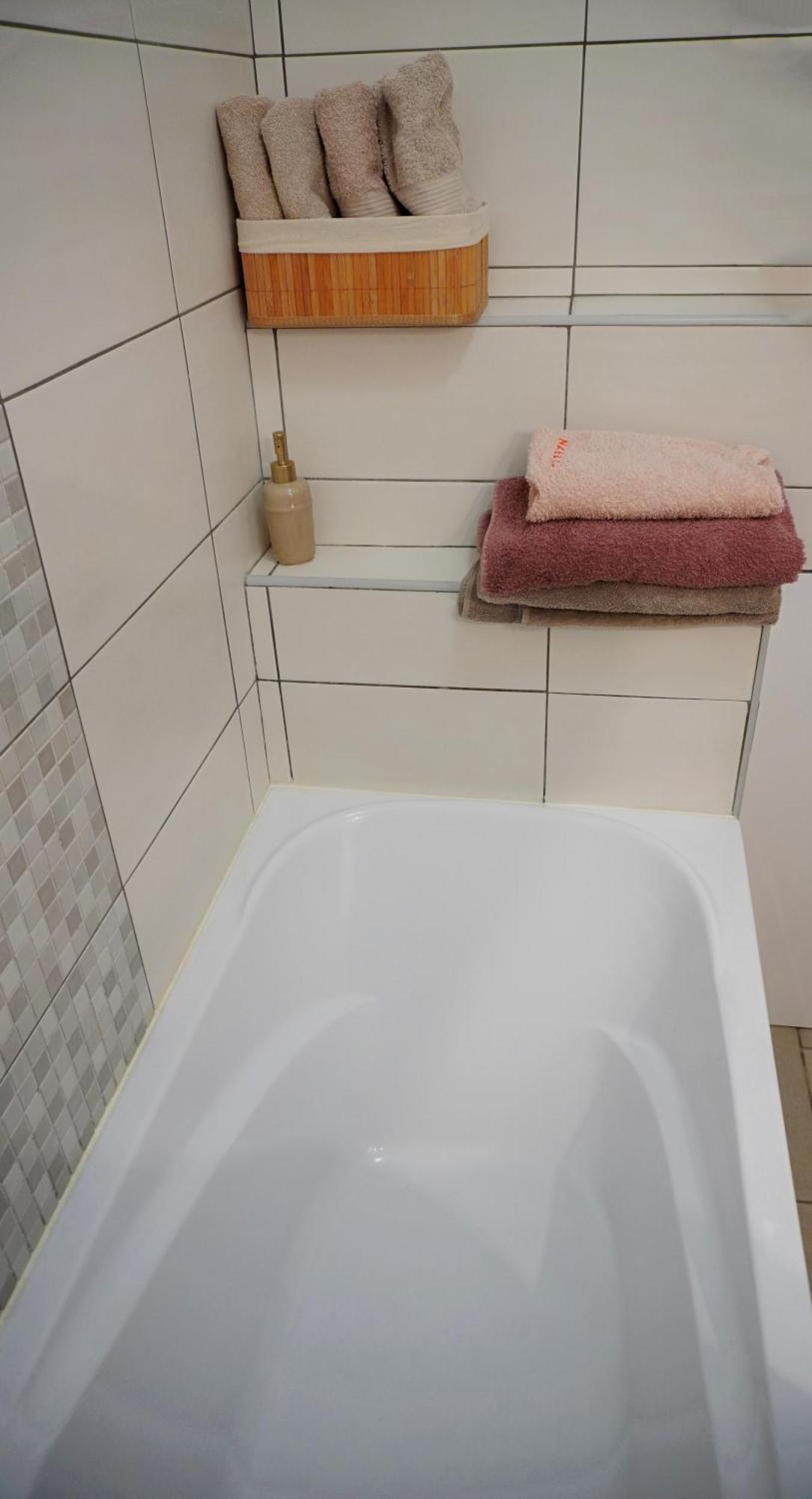 Foter Apartman Kiskunhalas Buitenkant foto