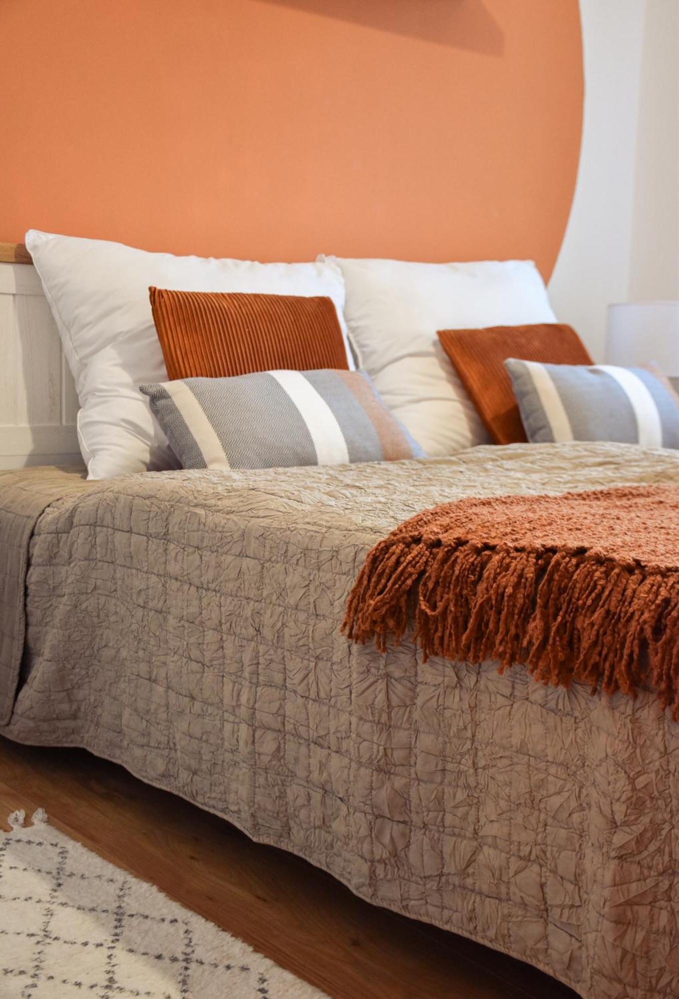 Foter Apartman Kiskunhalas Buitenkant foto