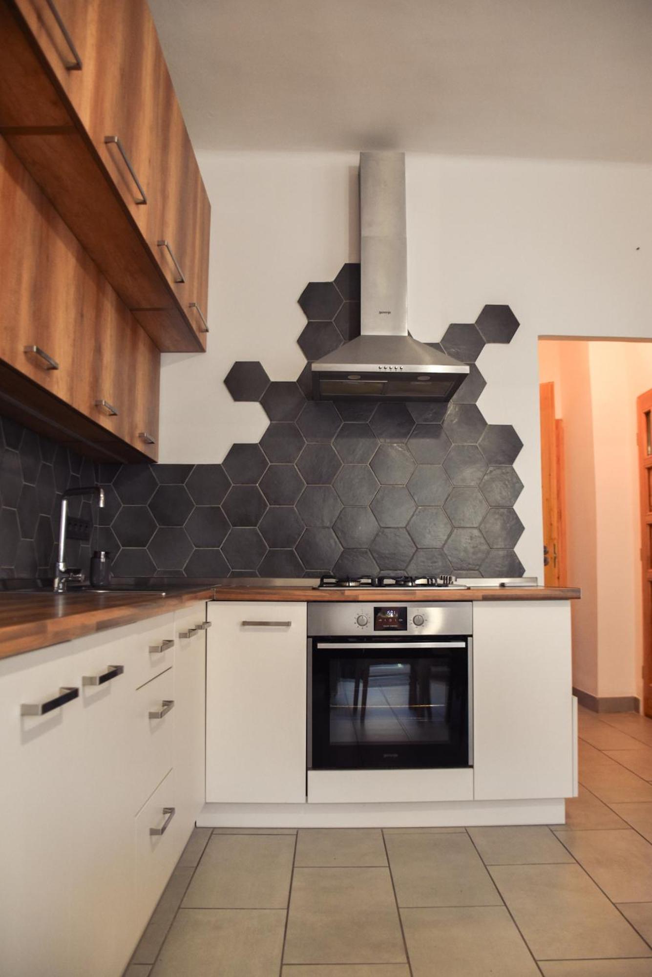 Foter Apartman Kiskunhalas Buitenkant foto